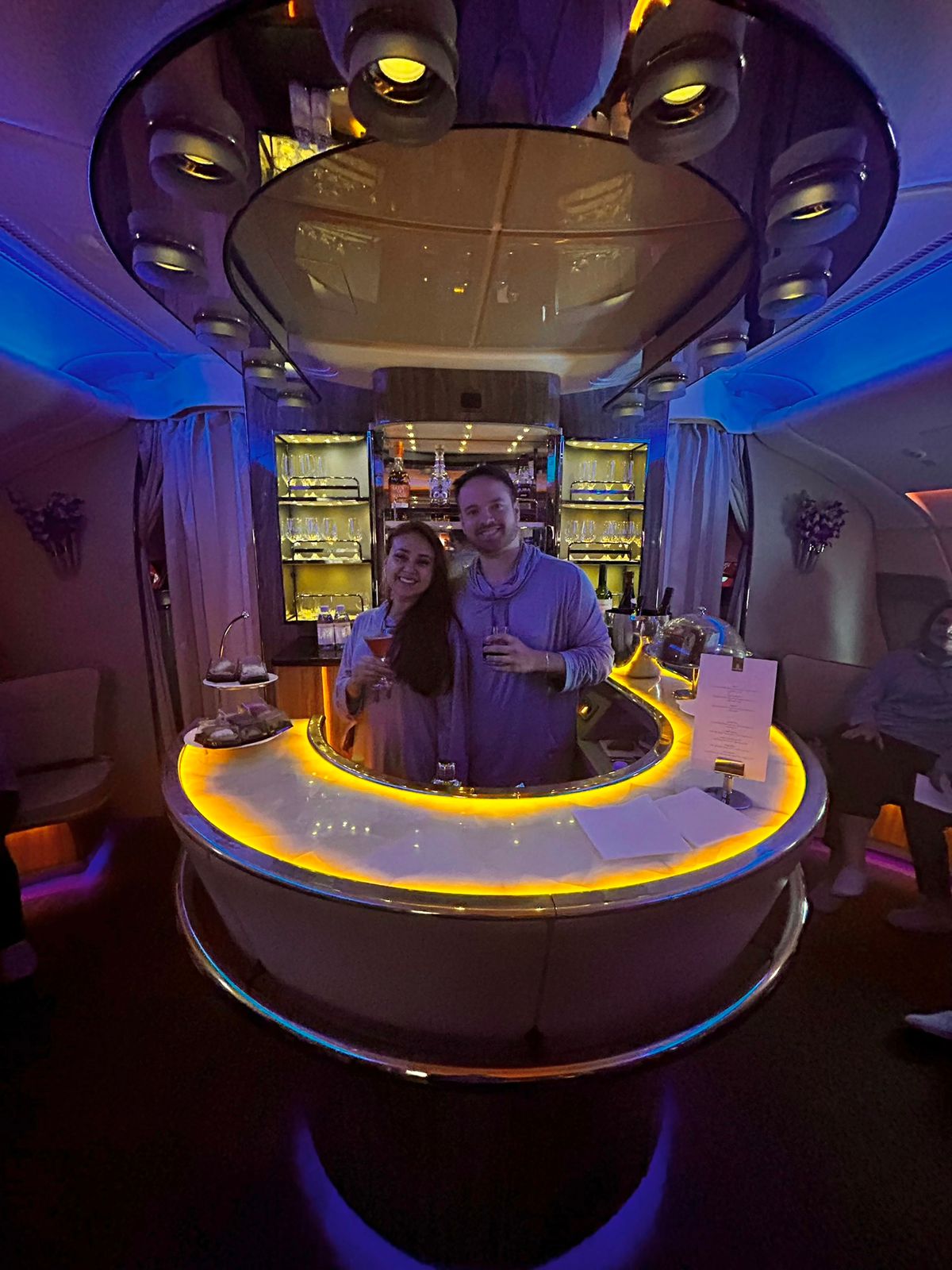 Bar a bordo da classe executiva Emirates A380